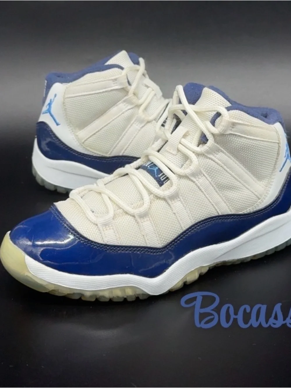 Jordan Air Jordan 11 Low Top Lace-Up Athletic Sneakers White/Blue SZ kids 2y